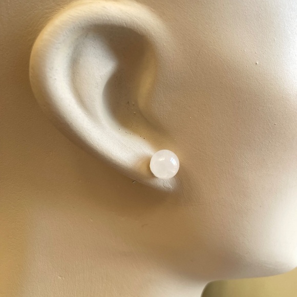 A vintage Necklace Set for girl/woman (ring, pendant on a chain, and earrings) - Picture 6 of 9